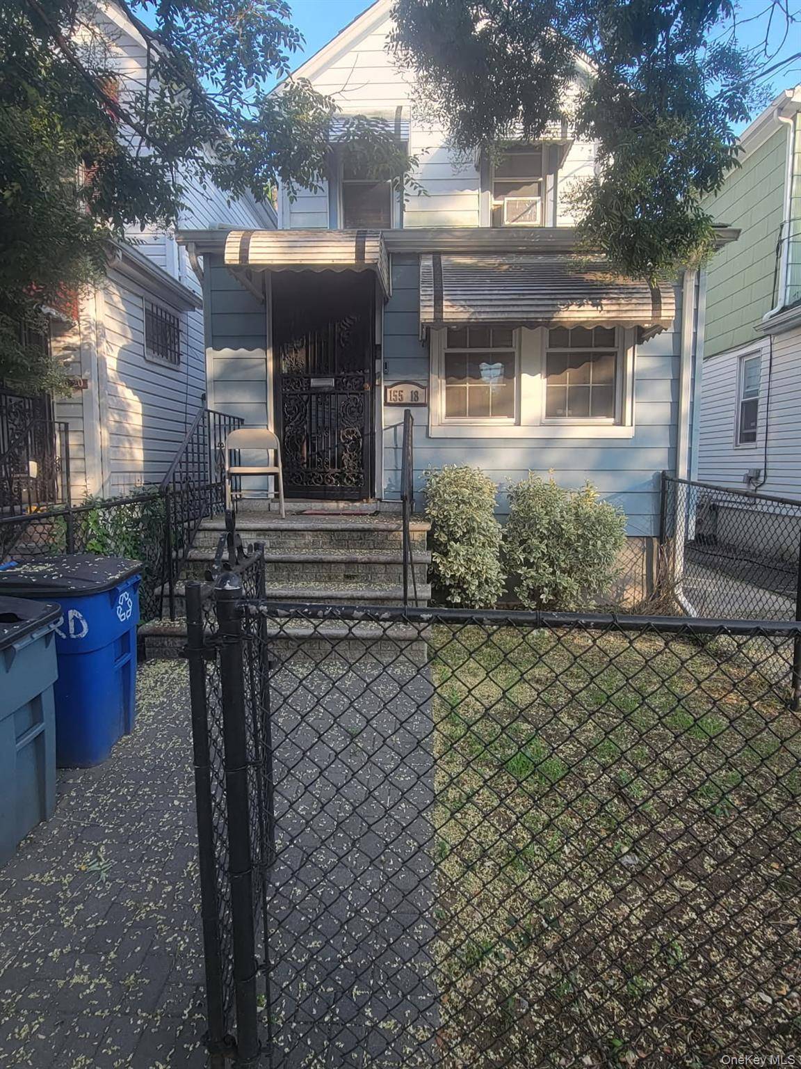 Detached Colonial 2 Large Bedroom with shared driveway on tree lined block.