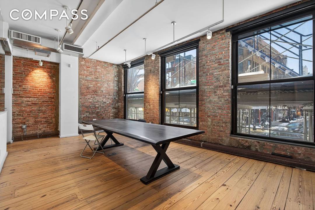 195 Bowery at the corner of Spring Street is a full Floor Condominium Loft offering 2, 349 square feet of space in Manhattan s vibrant East Village, near shopping, dining, ...