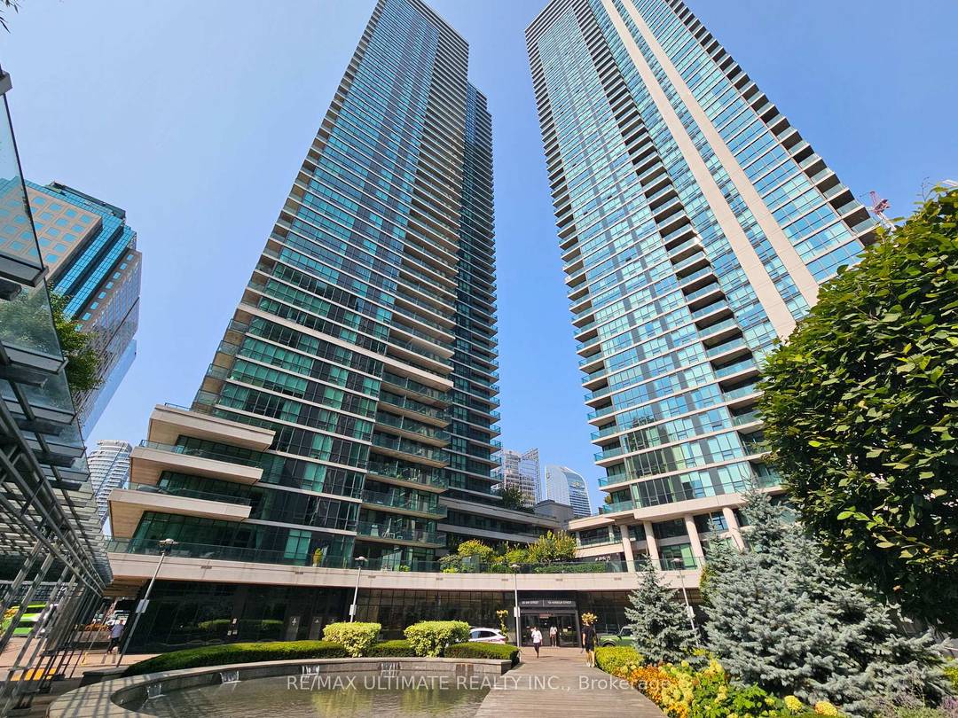 Fully furnished luxury 2 bed and 2 bath condo in one of Toronto's nicest buildings with every amenity you could imagine.