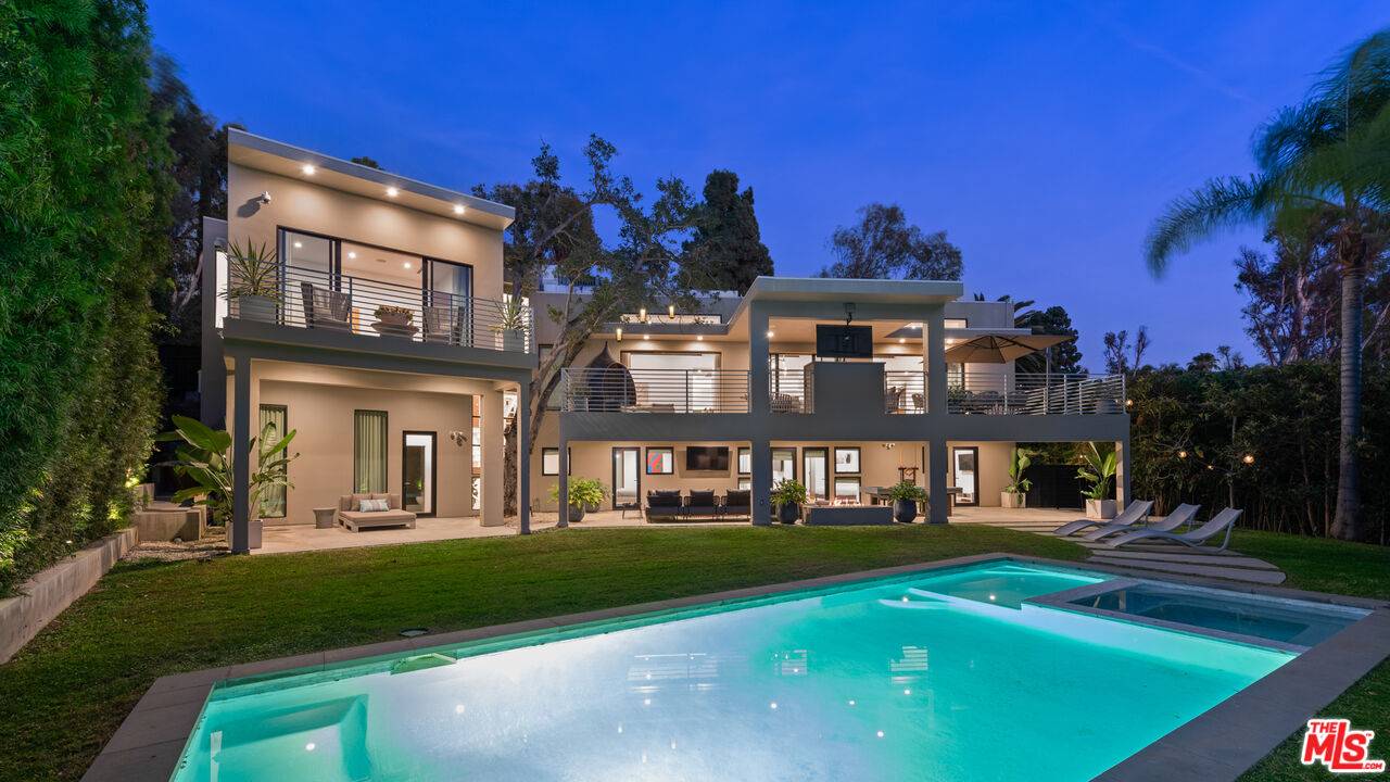 1085 Carolyn Way 5.0 Beverly Hills Post Office | B.H.P.O. LA