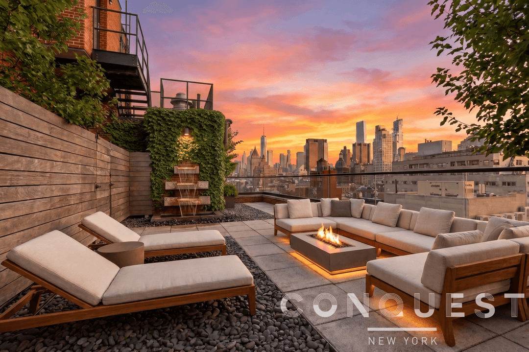 The Penthouse at 199 Mott is a luxurious full floor 3 bedroom, 3 bathroom apartment with 4 exposures and views stretching from the Empire State Building to the Freedom Tower ...