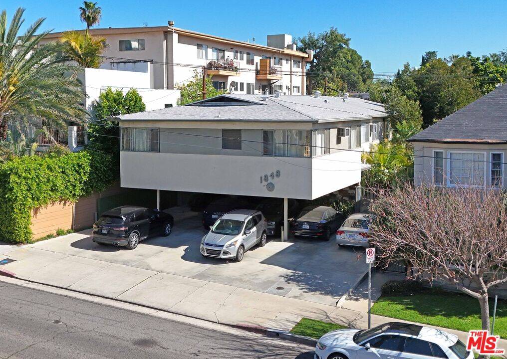 1848  N Normandie Ave 8BR Hollywood Hills East La