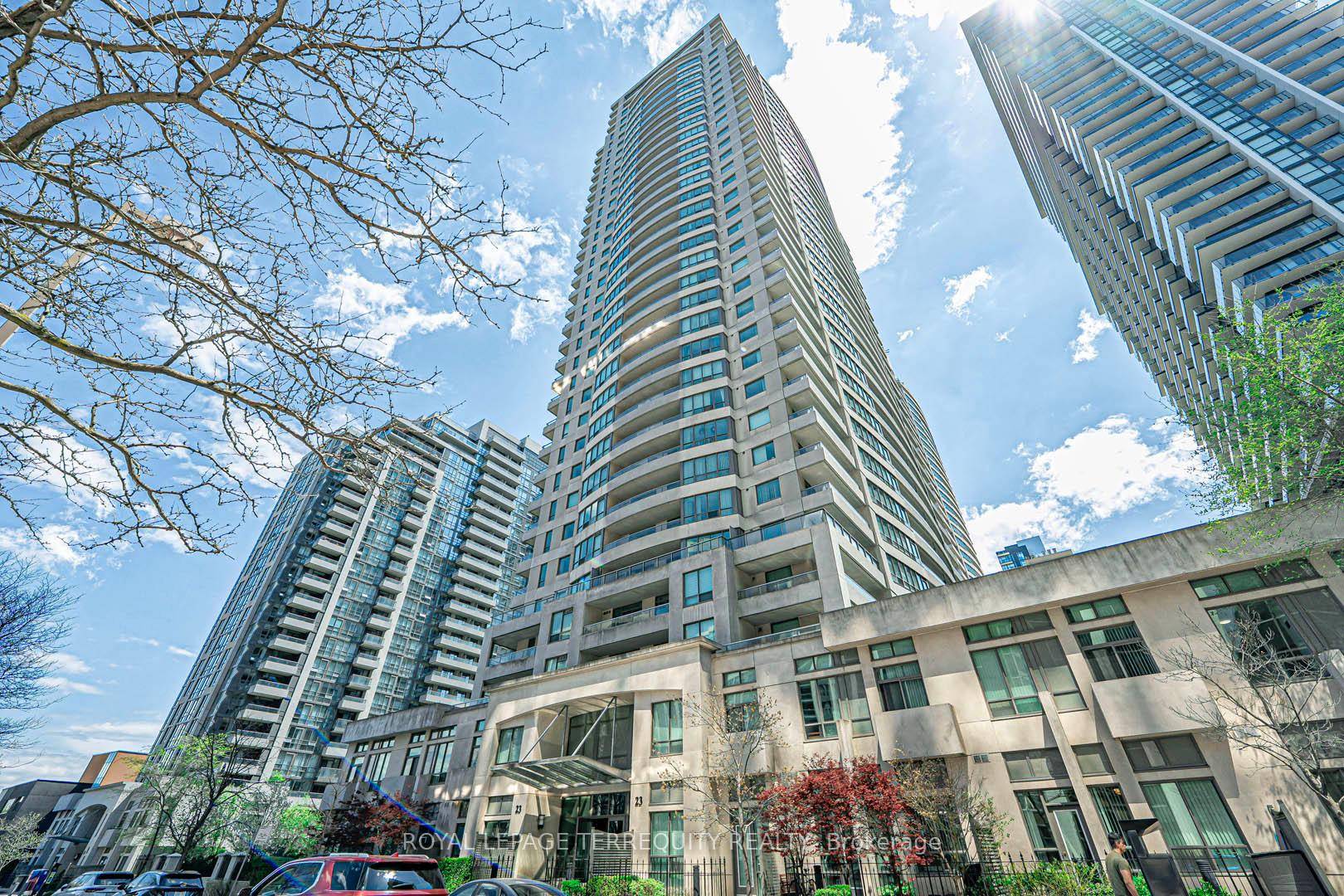 Spacious amp ; Stylish at Yonge amp ; Sheppard !