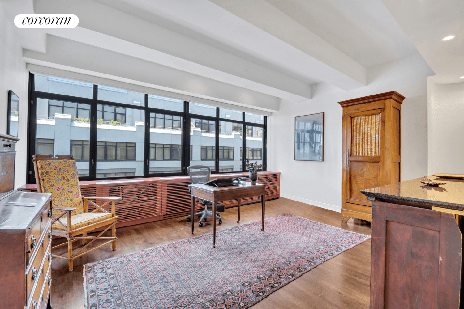 In a sizable building where many residences have a similar aesthetic, Unit 1103 04 at One Brooklyn Bridge presents a distinct alternative.