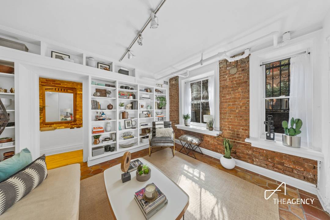 79 Perry Street 1B is the kind of West Village home you picture in a movie montage except this time, you are the star.