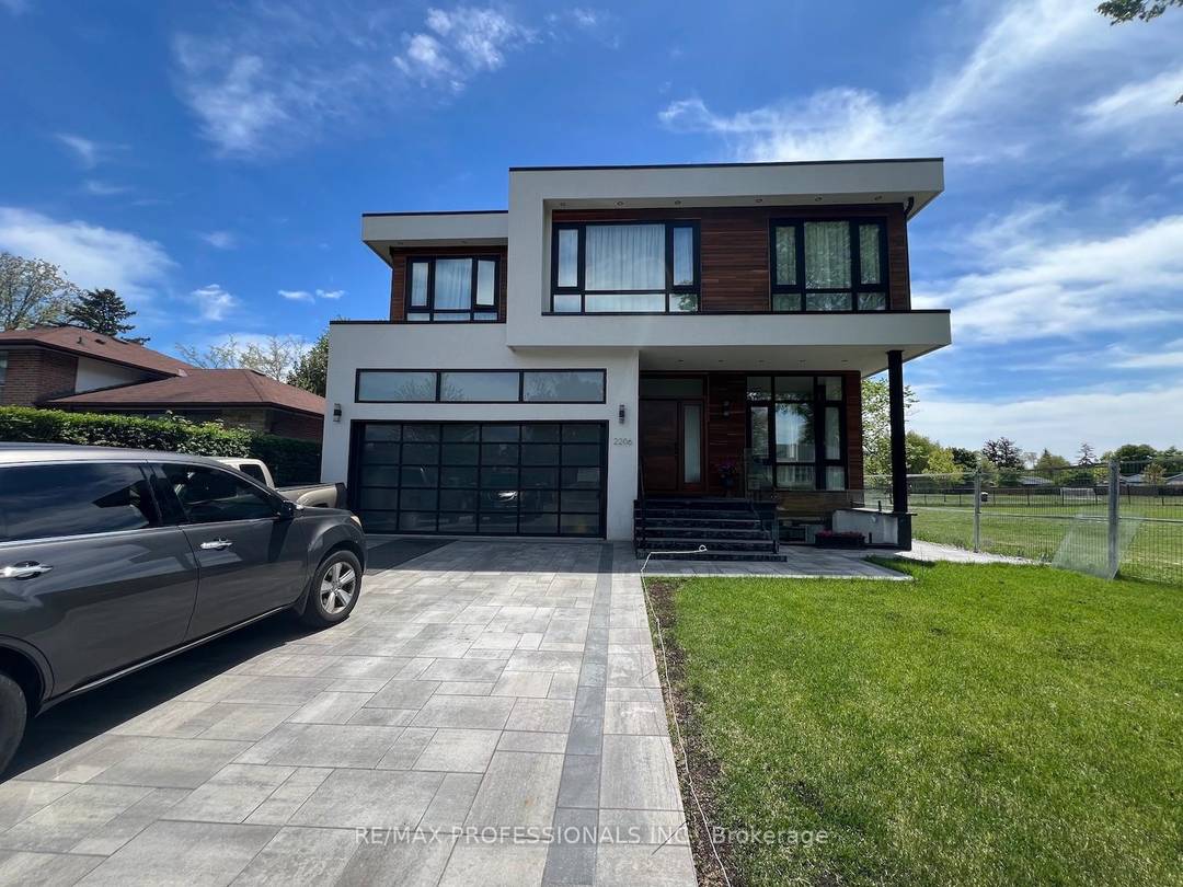 Sophistication and elegance shine throughout this new custom built spacious and modern luxury home in Clarkson.