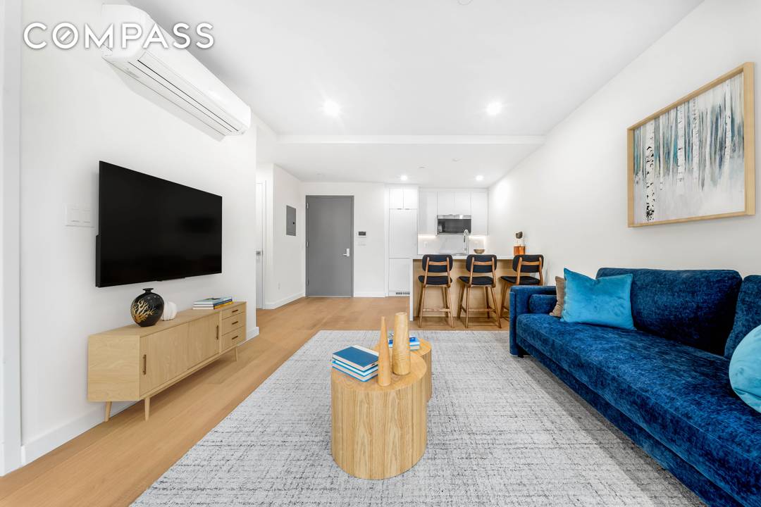 32 North A boutique condo rooted in the heart of Astoria 32 North redefines boutique living in Astoria with seven impeccably crafted one and two bedroom residences, offering private outdoor ...