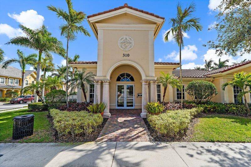 Welcome to this meticulously cared for updated home in the heart of Jupiter's desirable Canterbury Abacoa community.