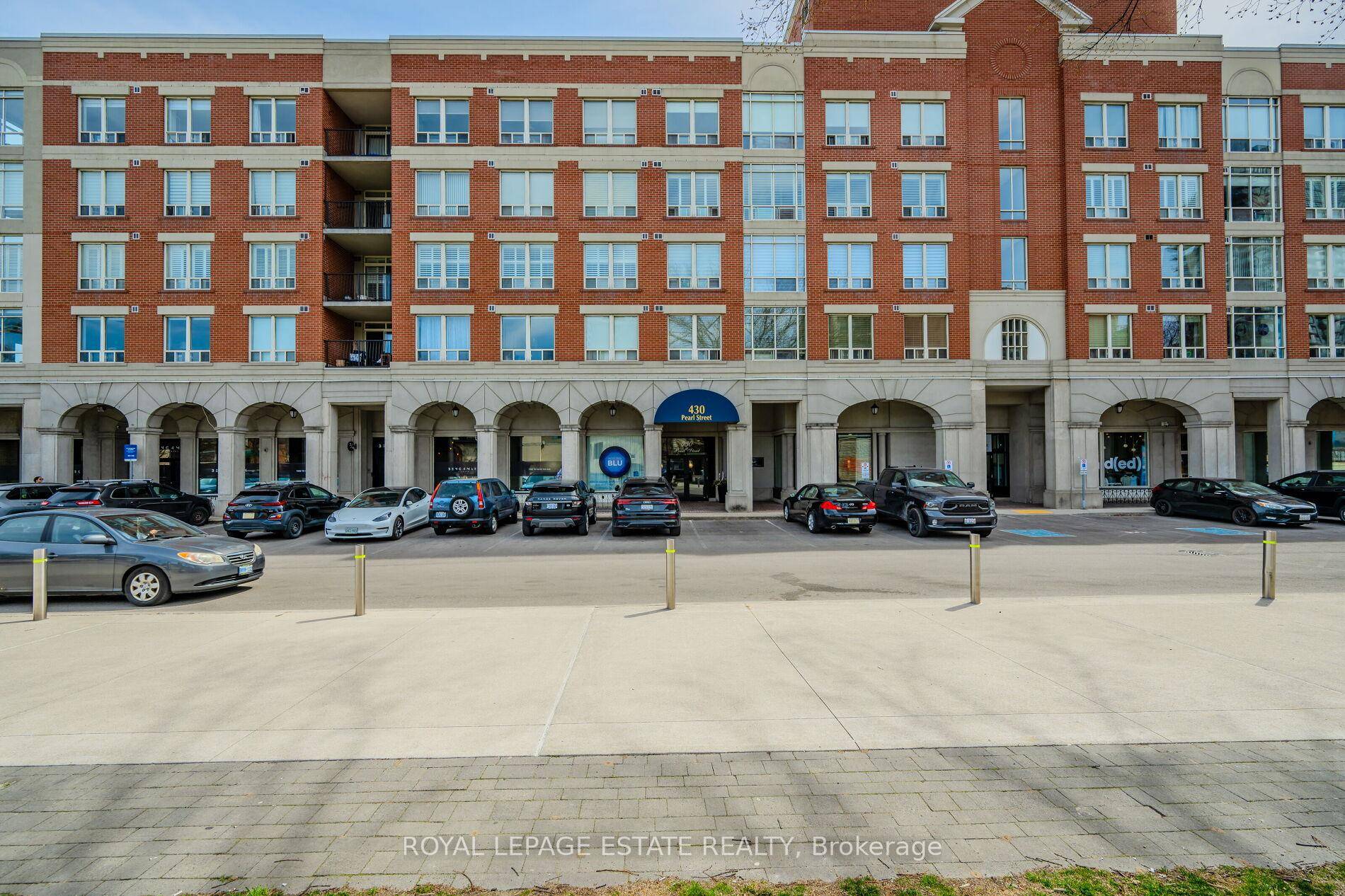 Elevate your urban lifestyle with this impeccably renovated condo, now available for rent in downtown Burlington.