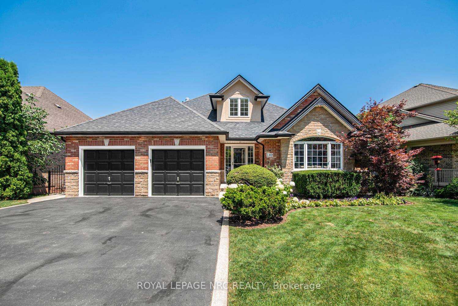 Welcome to prestigious Dorchester Drive in Grimsby facing the beautiful Niagara Escarpment, So much larger than it appears with 3241 sq' of living space !
