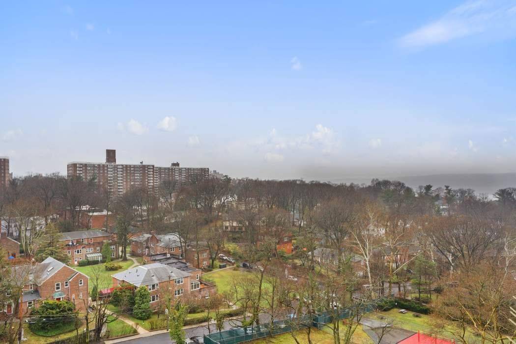 Live Among the Trees Just 25 Minutes from Grand Central Imagine waking up to sweeping views of Riverdale and the Hudson River, stepping onto your private balcony with your morning ...