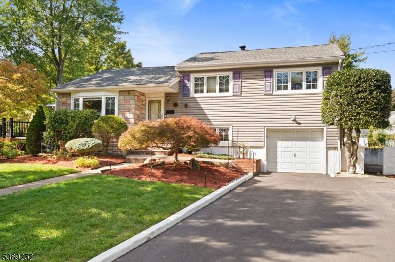 Welcome to 715 Bush Place a well maintained 3 bedroom, 3 bath split level home ideally situated on a spacious corner lot in Highland Park, one of the most desirable ...