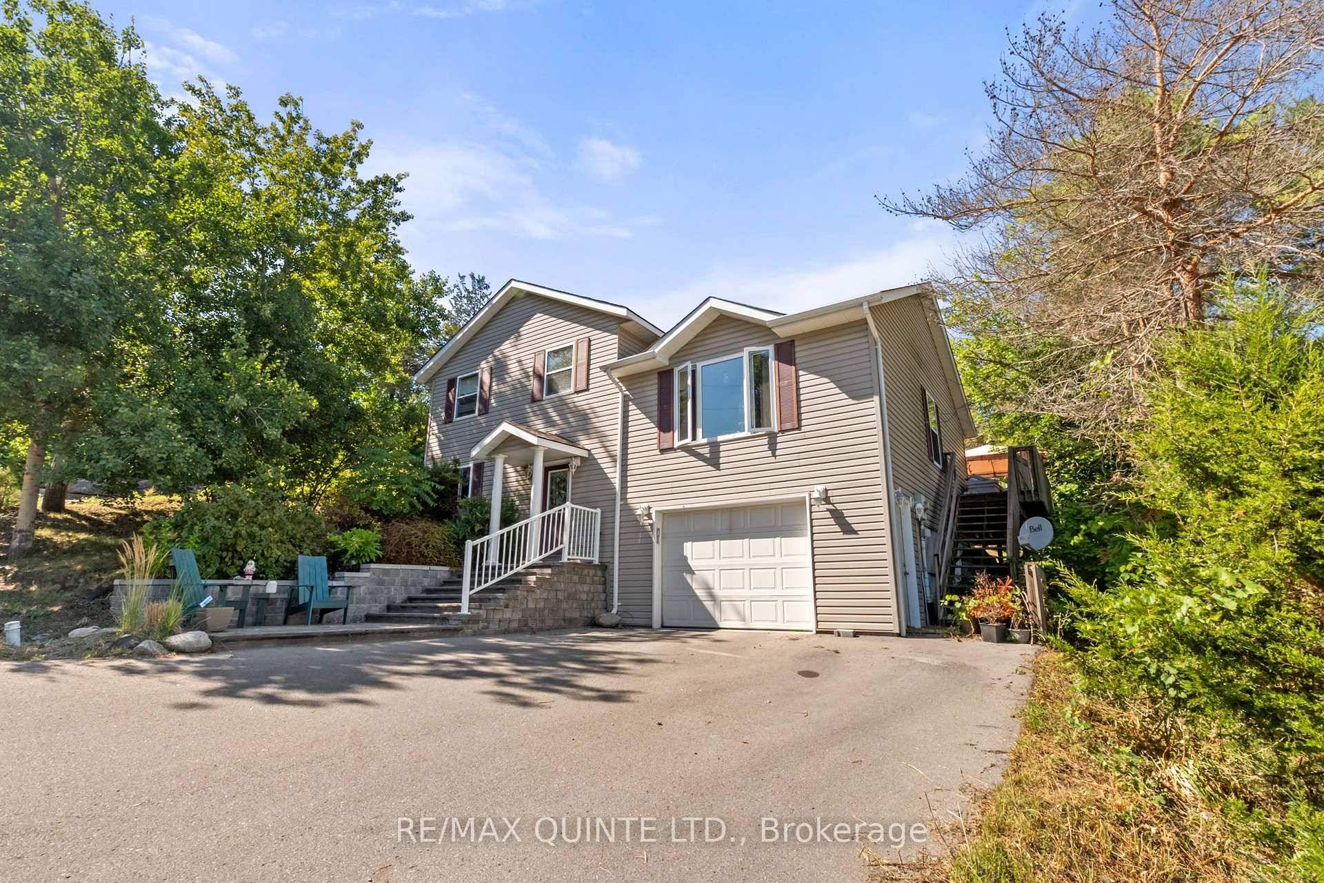 Welcome to 60 Concession Road, a charming 3 bedroom, 2 bathroom 4 level side split home tucked away on a quiet dead end street in the heart of Frankford.