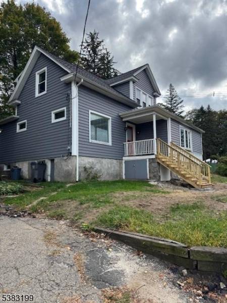 Welcome to this spacious 5 bedroom, 2 full bath home with a detached 2 car garage, offering the perfect blend of comfort, flexibility, and convenience.