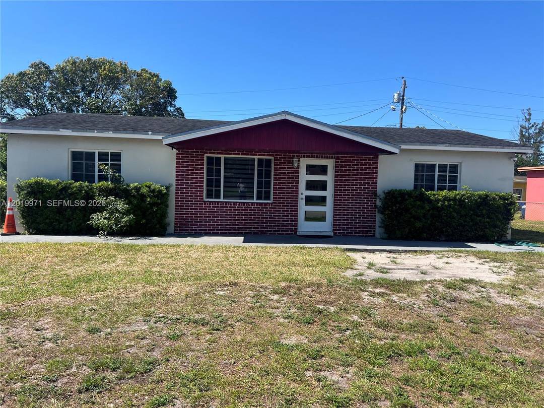 Beautifully maintained 4 2 home sitting on a generous 8, 500 sq ft lot with almost 2, 000 sq ft of living space.