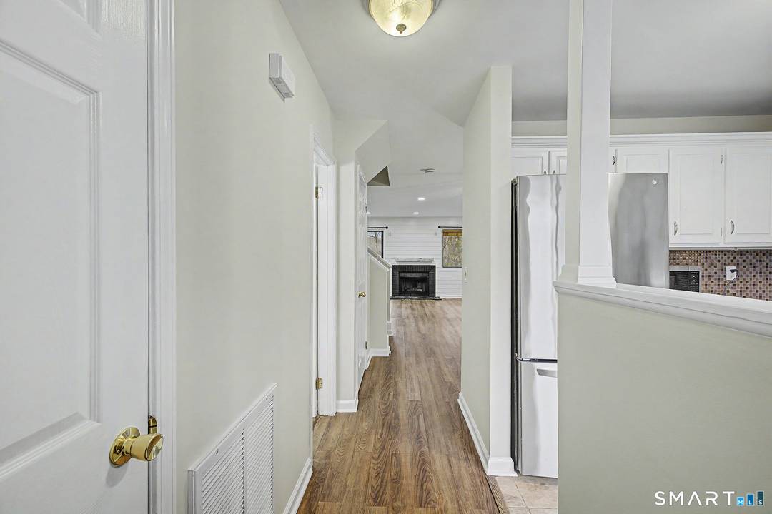 Tucked away in a quiet complex in Glenbrook, this 3 bed 1.