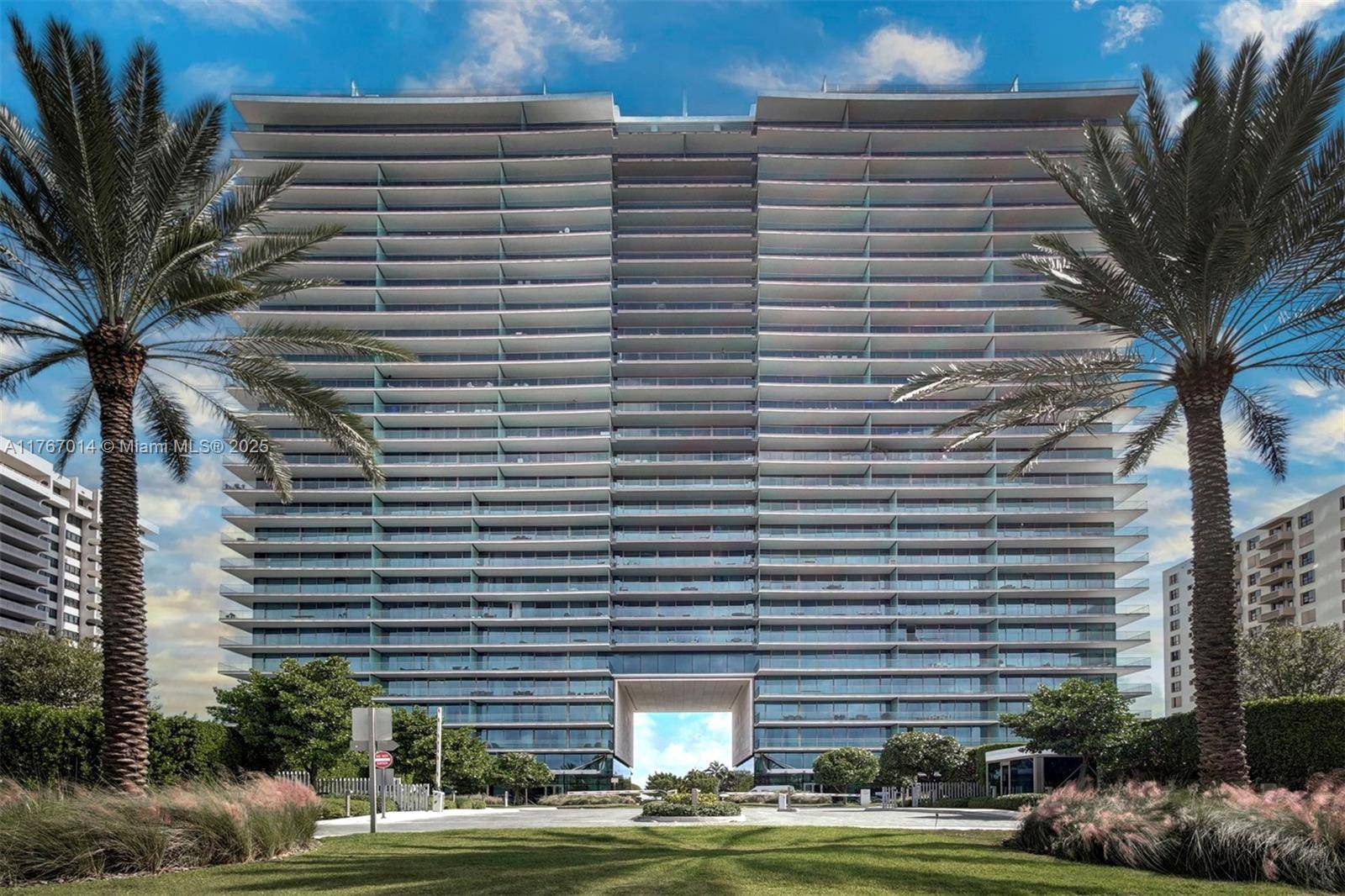 Discover unparalleled luxury at Oceana Bal Harbour, one of Miami's most exquisite residential buildings.