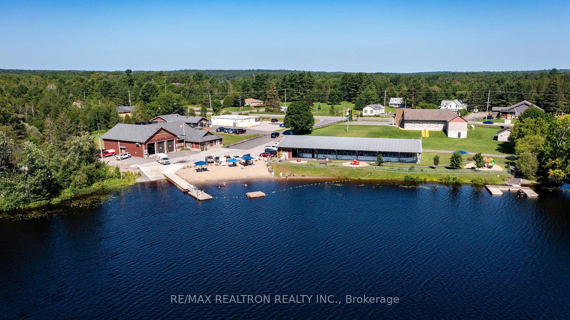 Modern Country Living ! Fully Renovated Bungalow with 4 Season Access in the Heart of Cottage Country !