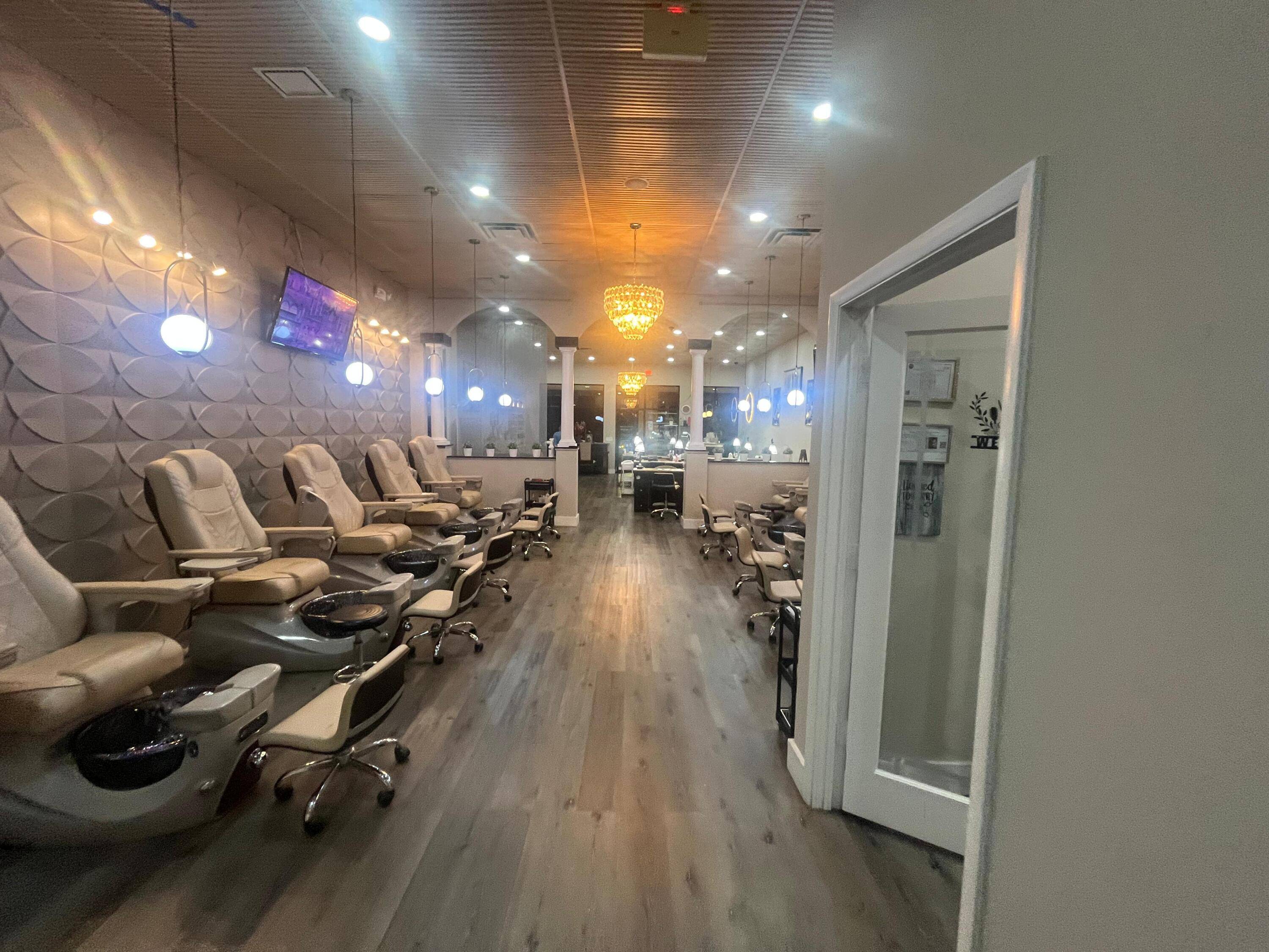 This is a well established nail salon located in the heart of West Boca Raton on State Road 7.