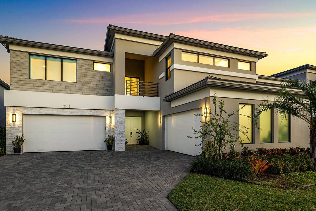 Available August 1st 12 month furnished rental.