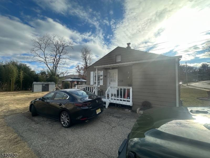 Welcome to 71 Washington Ave, Victory Garden, NJ !