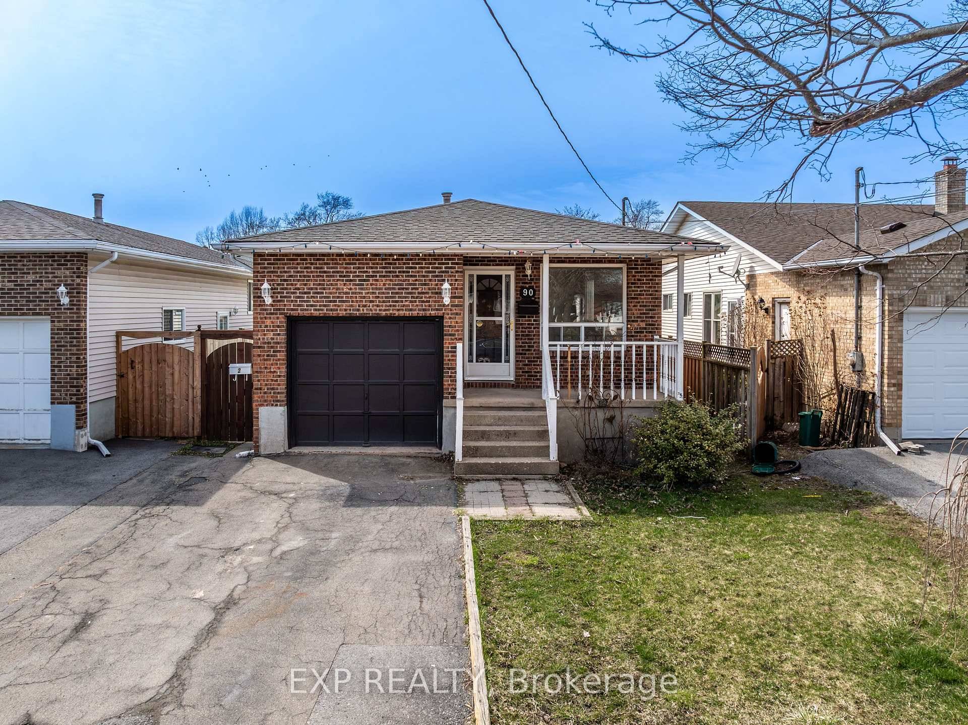 Utilities included in monthly rent !