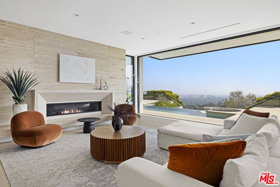 1731   Summitridge Dr 5BR Beverly Hills Post Office | B.H.P.O. La