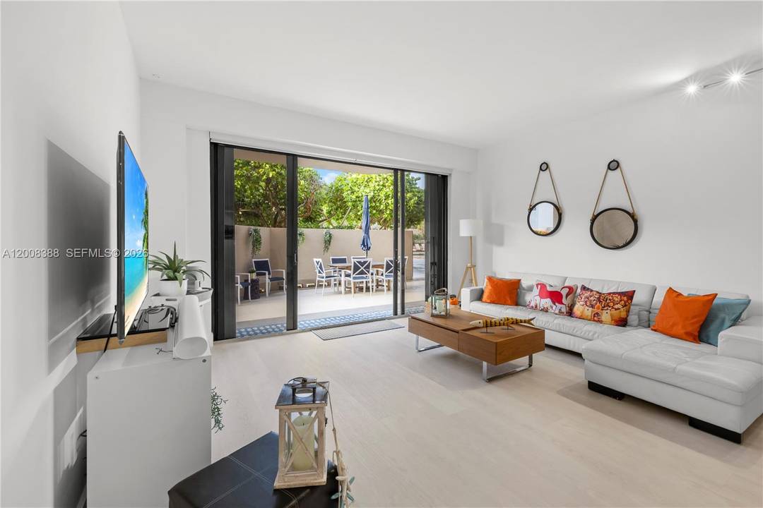 Rare lanai opportunity in the exclusive oceanfront Key Colony community, offering one of the closest locations to beach access.