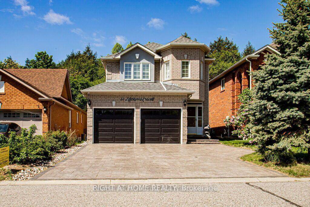 Priced to Sell Come check out this Beautiful 4 Bedroom PLUS 2 rooms.