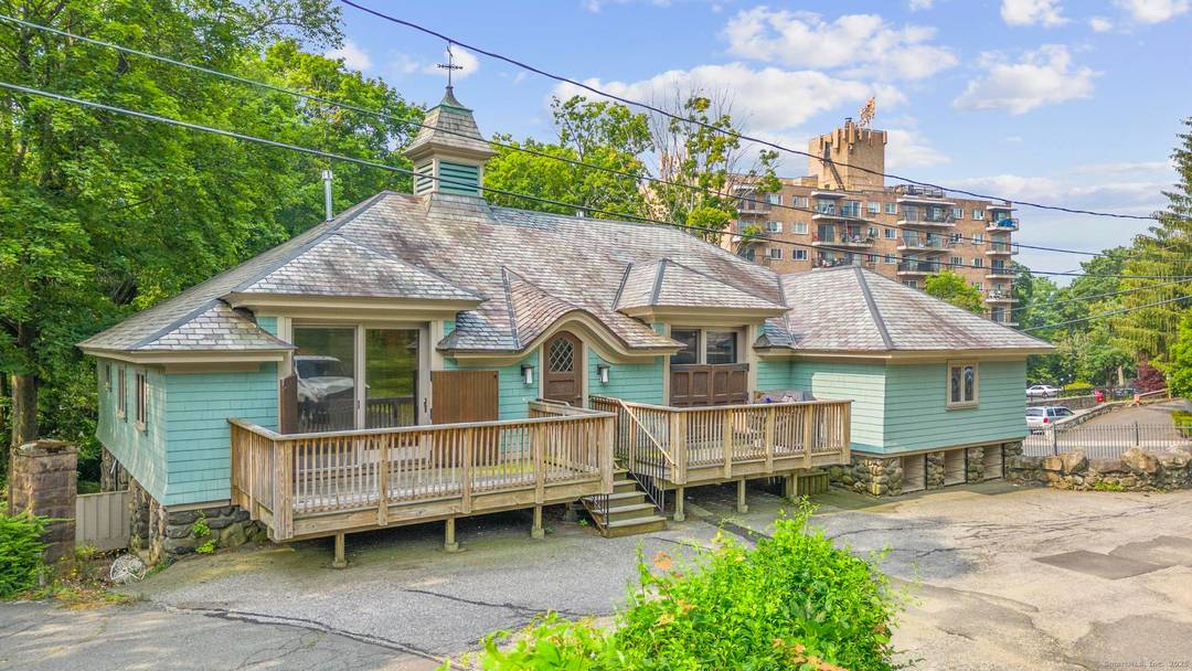 This unique carriage house is an owner occupant's dream property and a truly one of a kind multifamily opportunity in the desirable Hillside neighborhood !