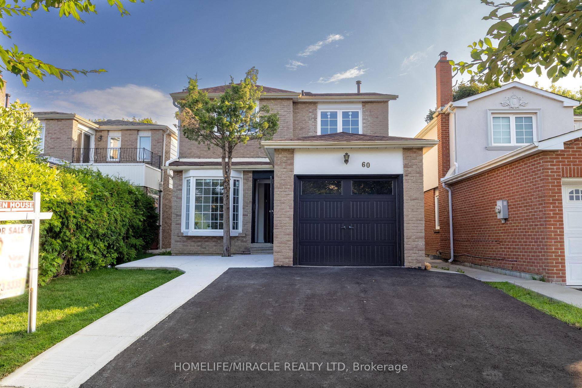 Stunning Home Backing onto Ravine !
