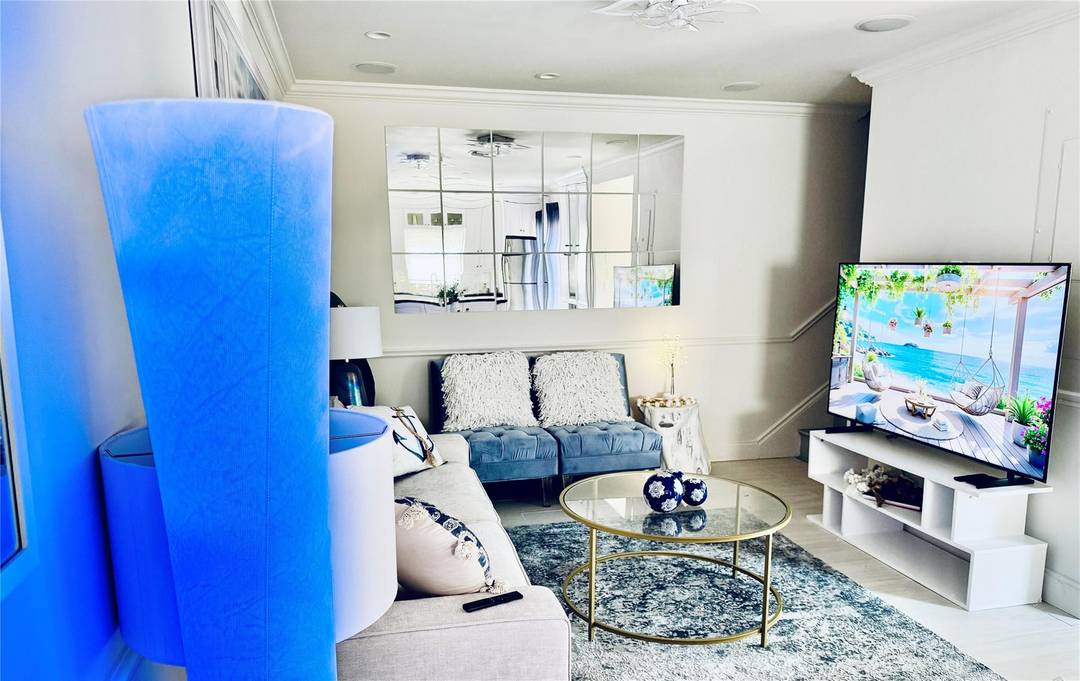 Walk or ride to the beach and Atlantic Avenue.