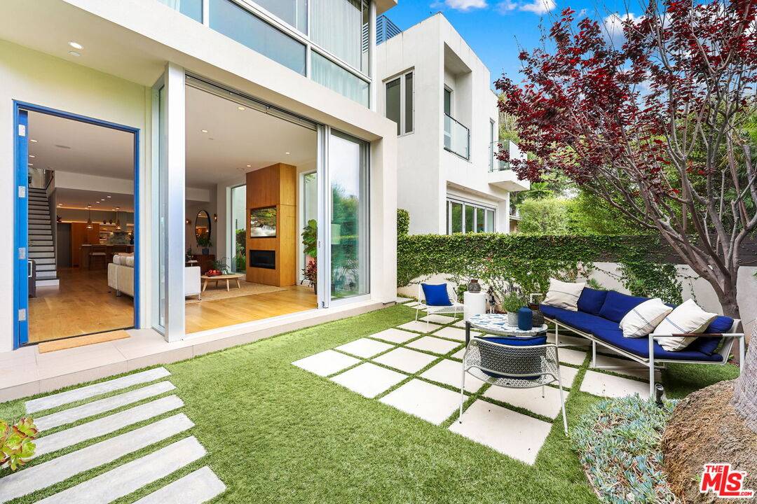 651   Oxford Ave 3BR Marina Del Rey La