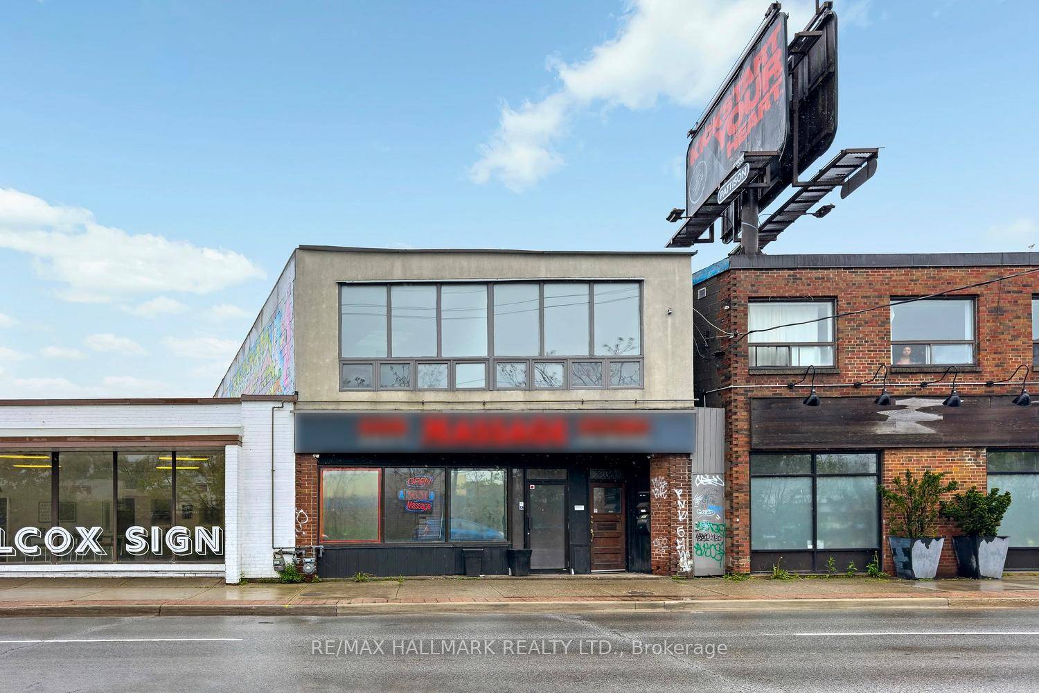 Hot Investment Opportunity in The Junction Baby Point area !
