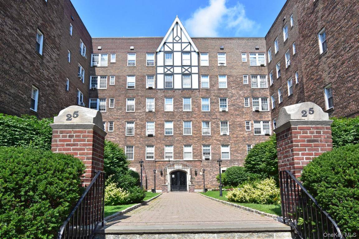 This apartment will have you at hello !