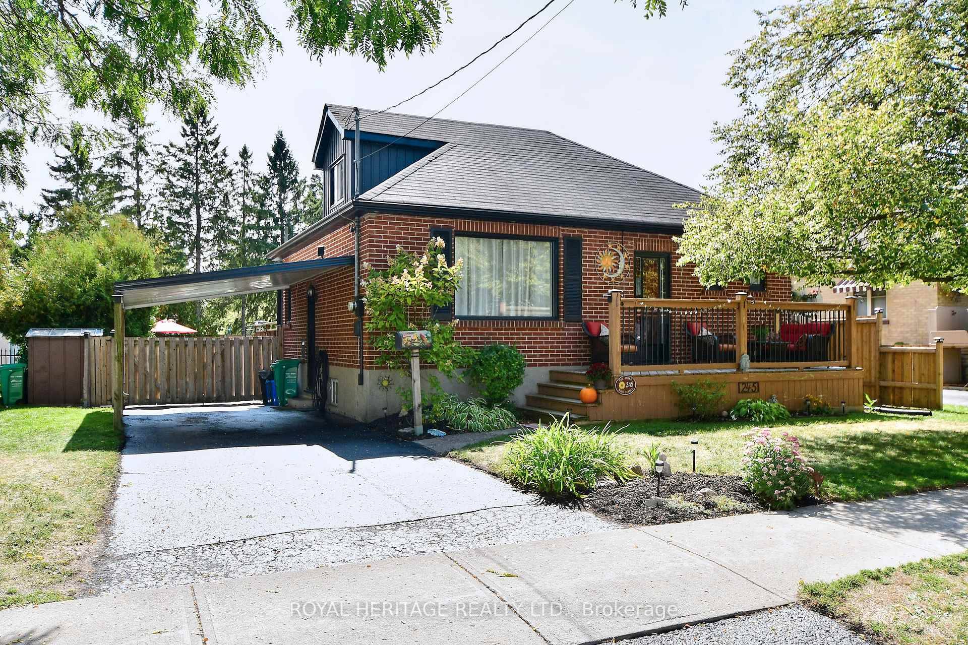 Welcome to 245 King George St.