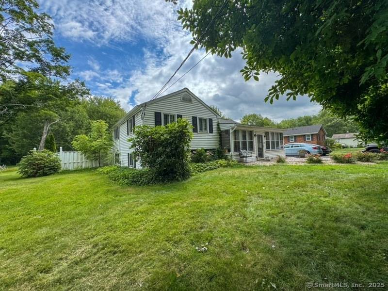 Welcome to this versatile 3 bedroom, 2.
