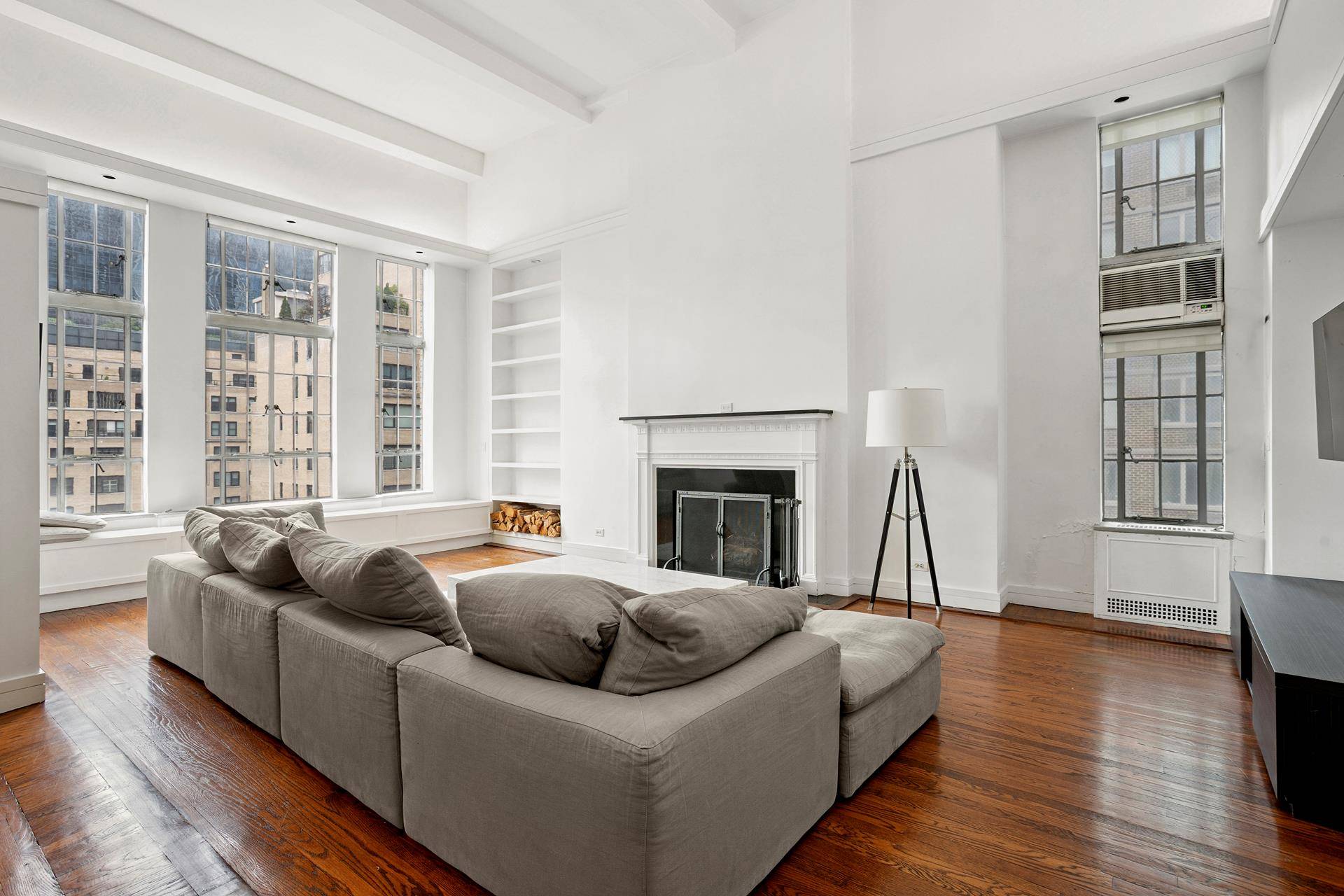 Unique one bedroom at Parc Vendome !