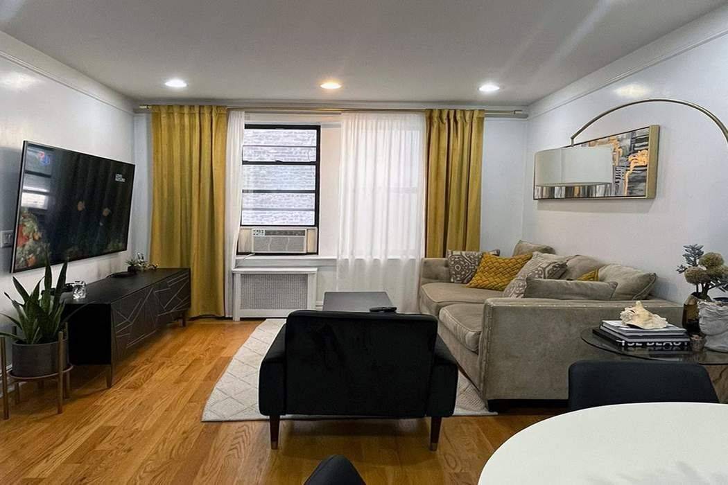 Beautiful views of Riverside Park and the Hudson River, as well as a peek of the George Washington Bridge from this large and open Two Bedroom.