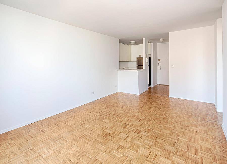 Bright 1 BR in a full service building.
