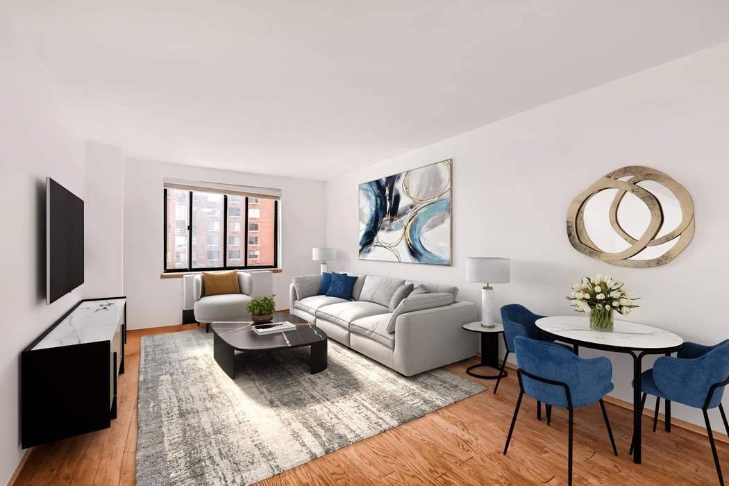 Experience luxury living at 300 Rector Place in Battery Park City, Lower Manhattan.