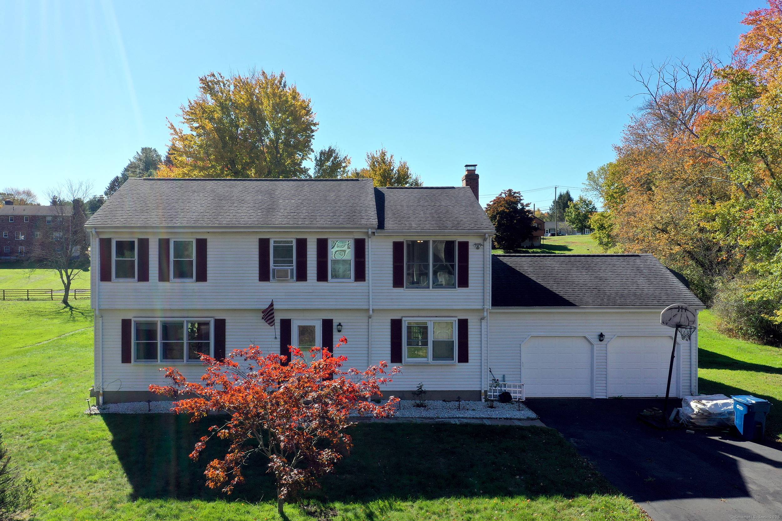 Prime location ! ! A MUST SEE !