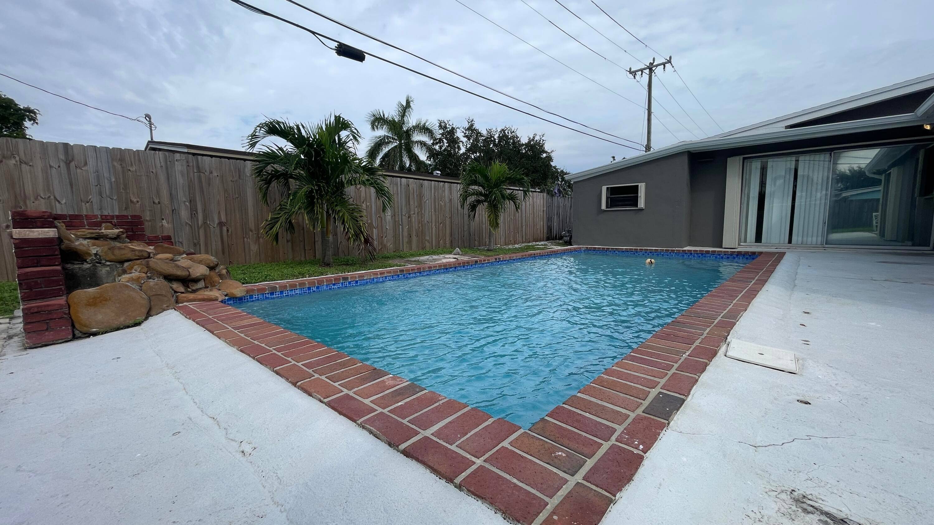 Welcome to your dream rental home !