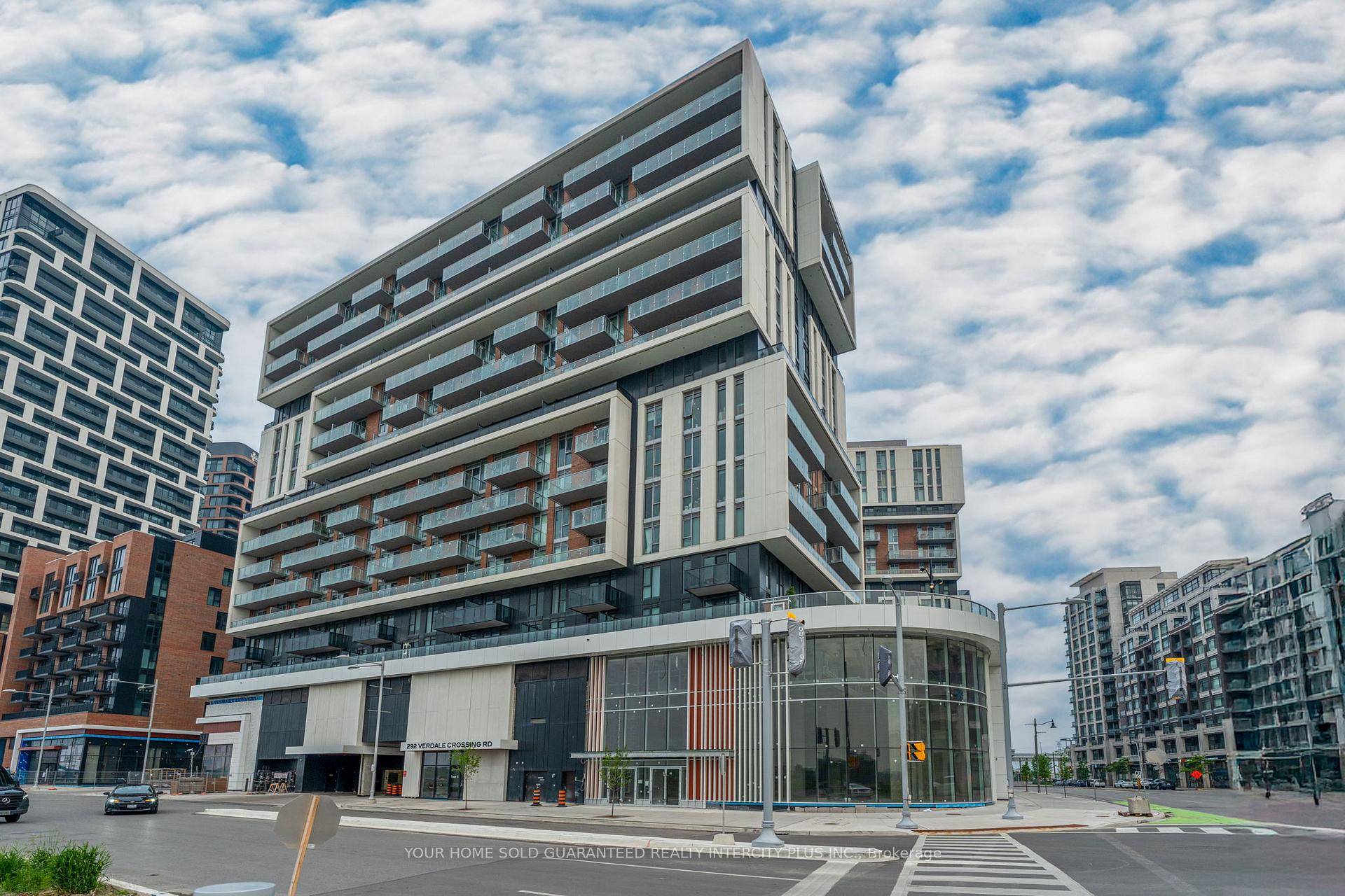 Welcome to this brand new, sun filled 1 bedroom plus oversized den with two full bathrooms, soaring 9 foot ceilings, and a south facing orientation that bathes the space in ...