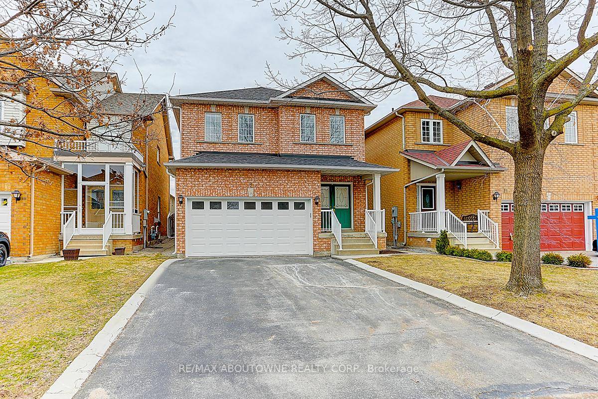 Spacious One Bedroom Basement Apartment For Rent In Highly Sought After Dufferin Hill Neighborhood.