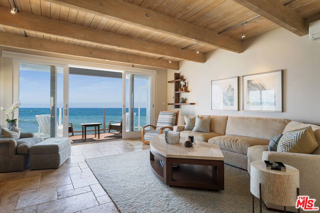 11770 Pacific Coast Hwy 3.0 Malibu LA