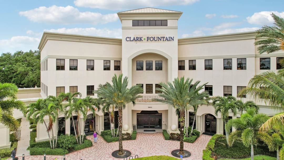 Located in the heart of Palm Beach Gardens, this turnkey 2, 500 SF office space offers exceptional convenience just 0.