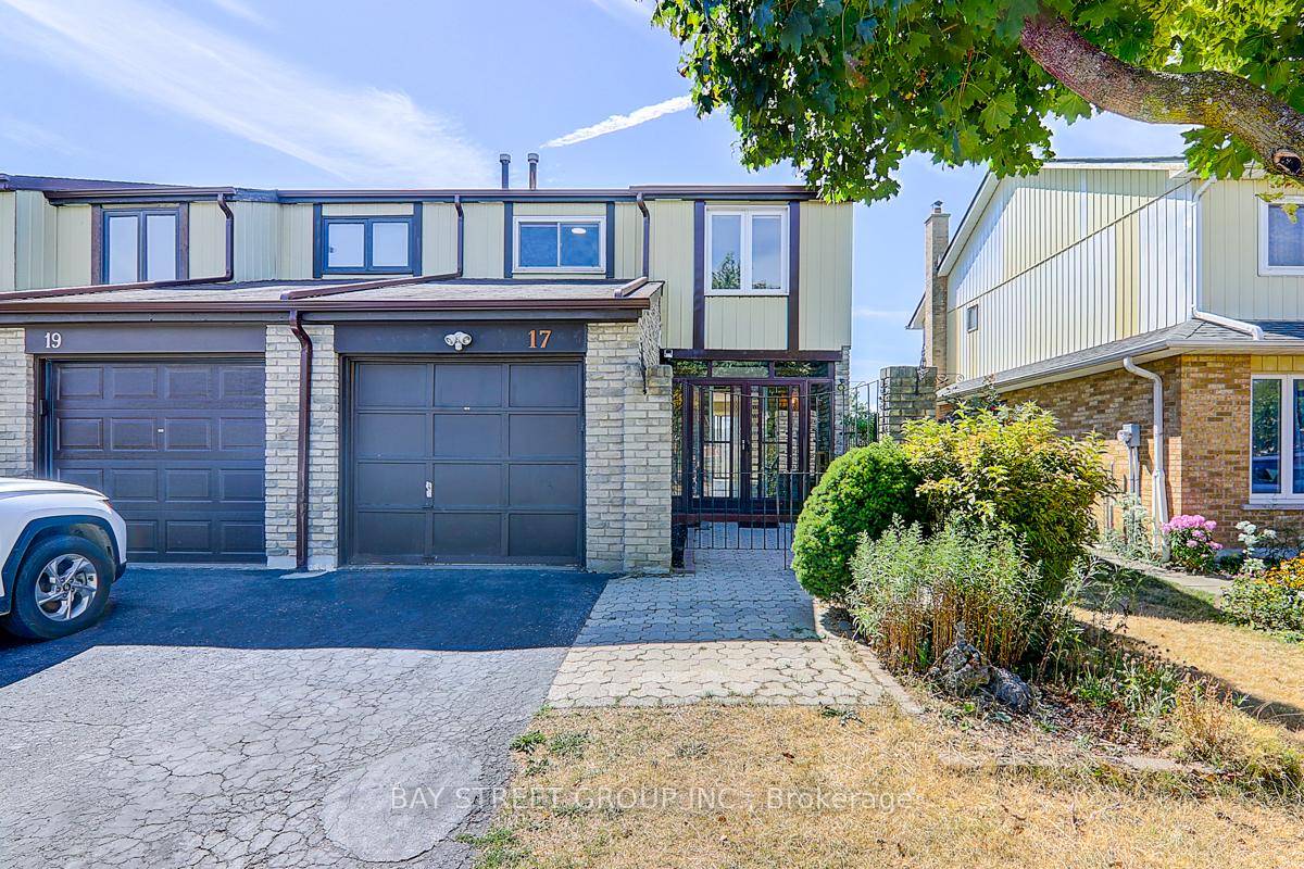 Excellent location in a quiet and prestigious neighborhood !