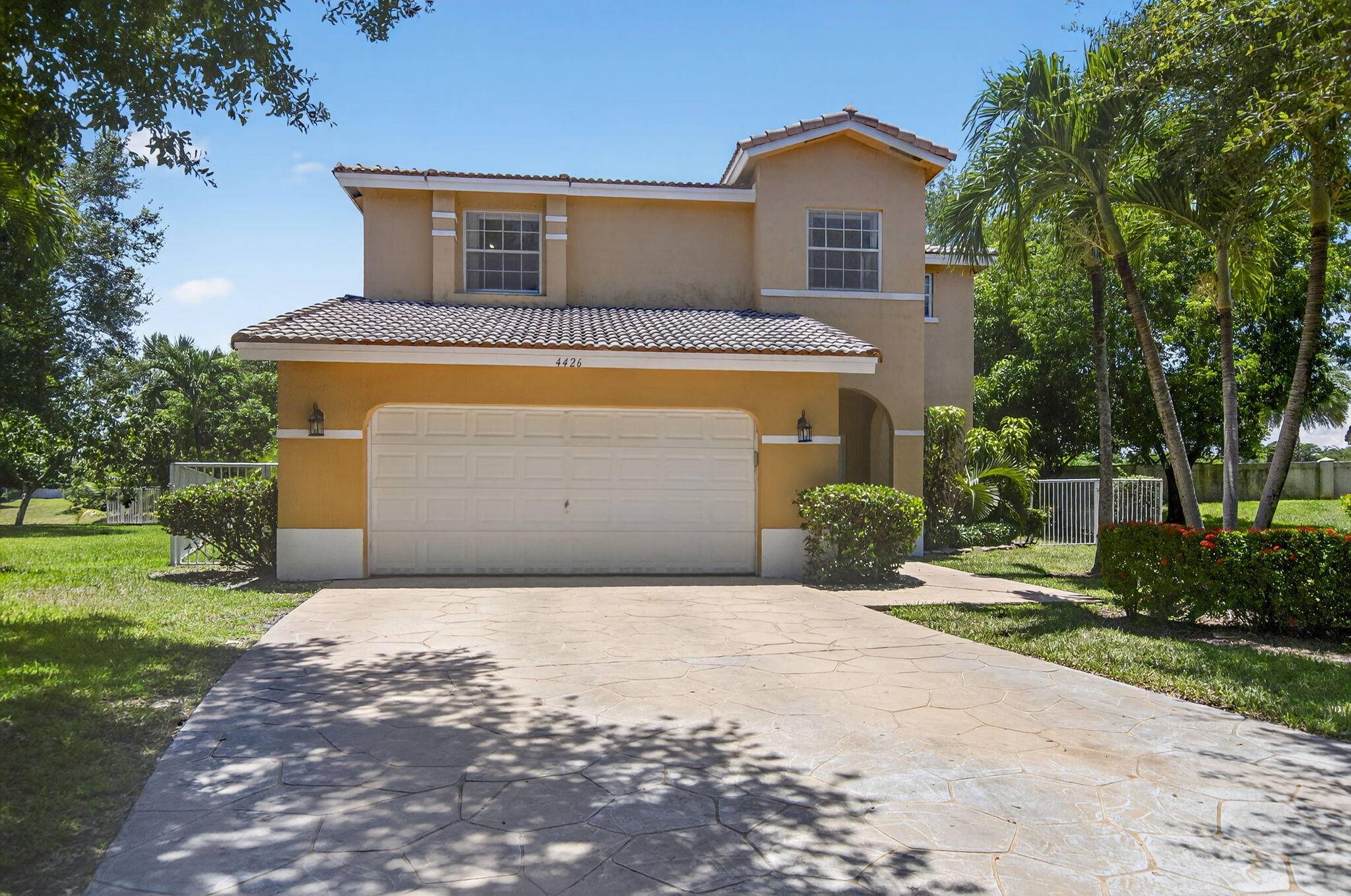 Welcome to the sought after gated community of Coquina !
