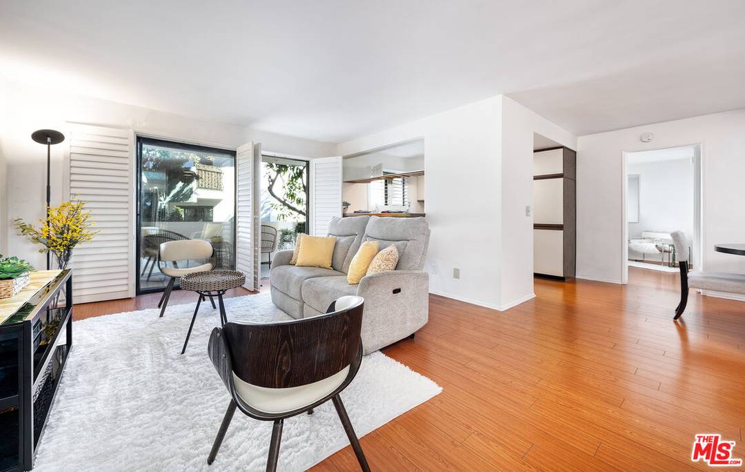 5000  S Centinela Ave 2BR Marina Del Rey La